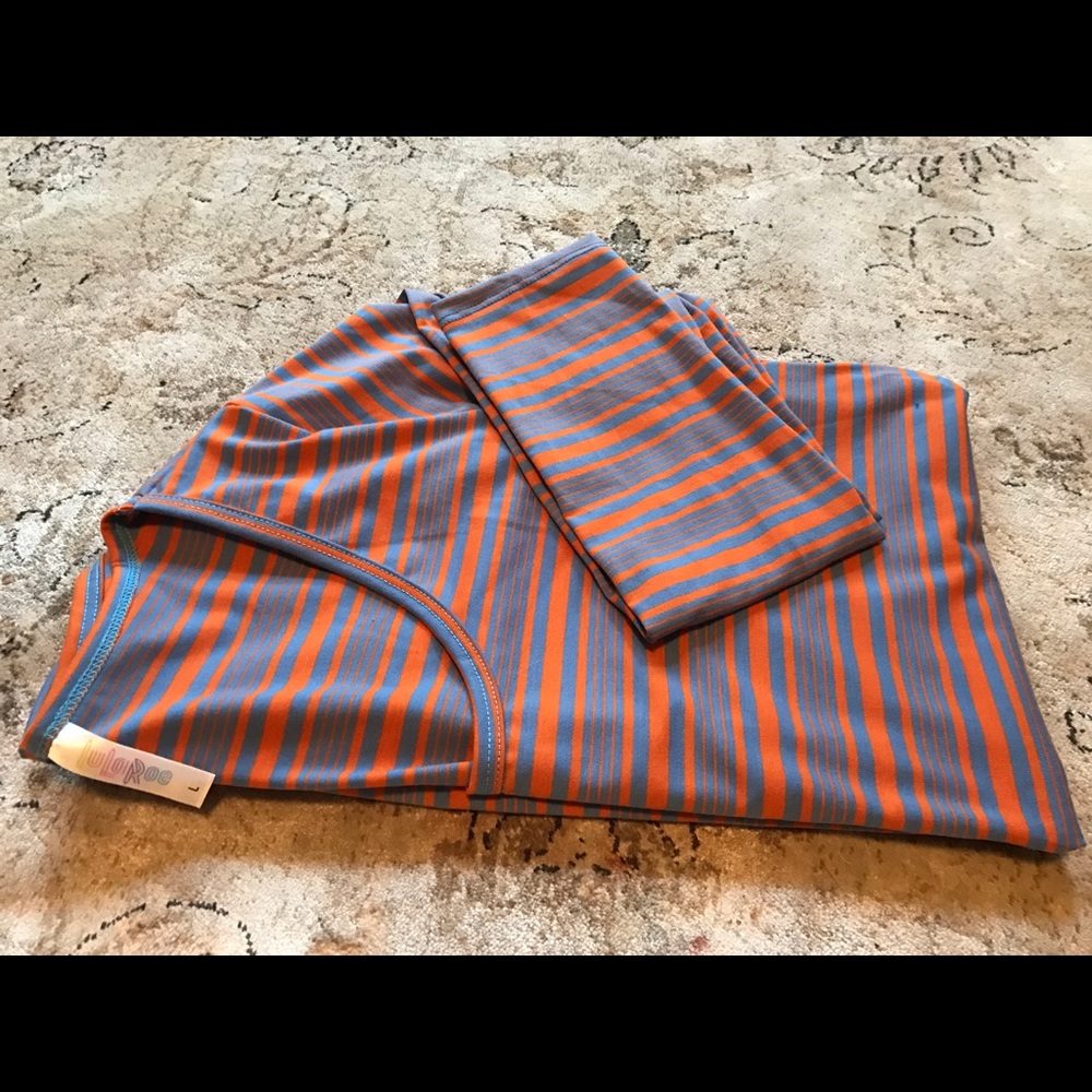 LuLaRoe 'Lynnae' long sleeve top